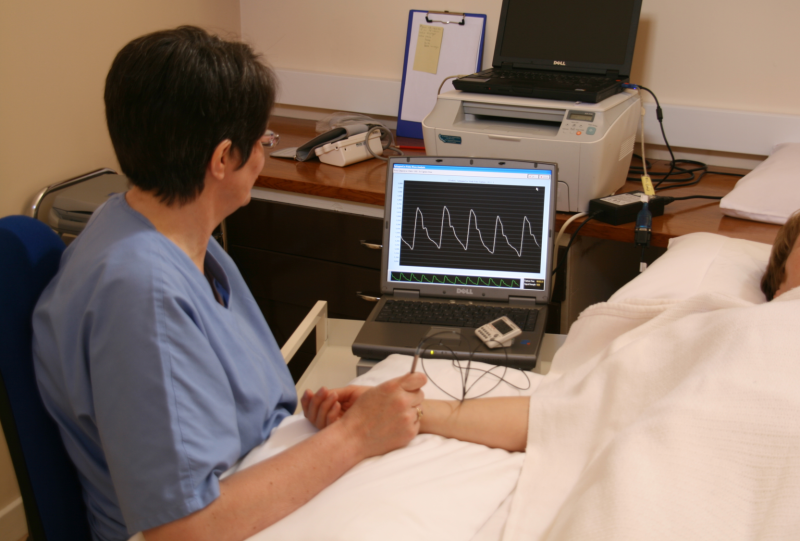 Pulse wave analysis in the ORCADES study in 2010